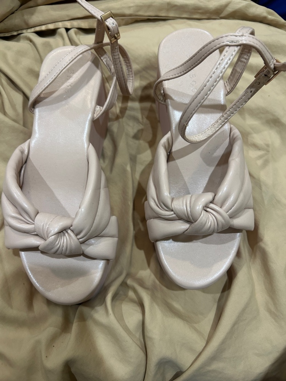 NWOT BAMBOO Cream Knotted Strap Wedge Sandals.  only worn inside to try on